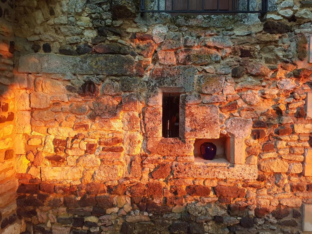 Maison Forte Perreuse Трени Екстериор снимка
