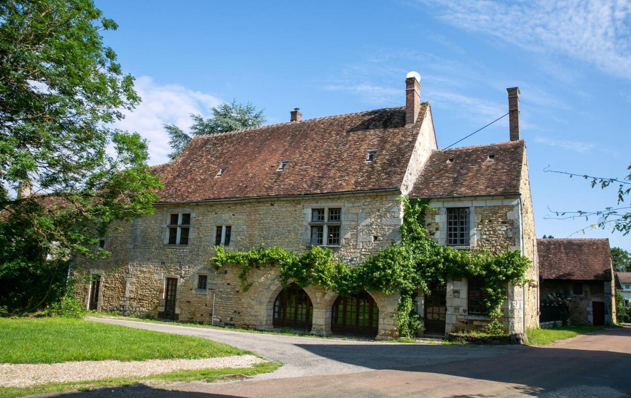 Maison Forte Perreuse Трени Екстериор снимка