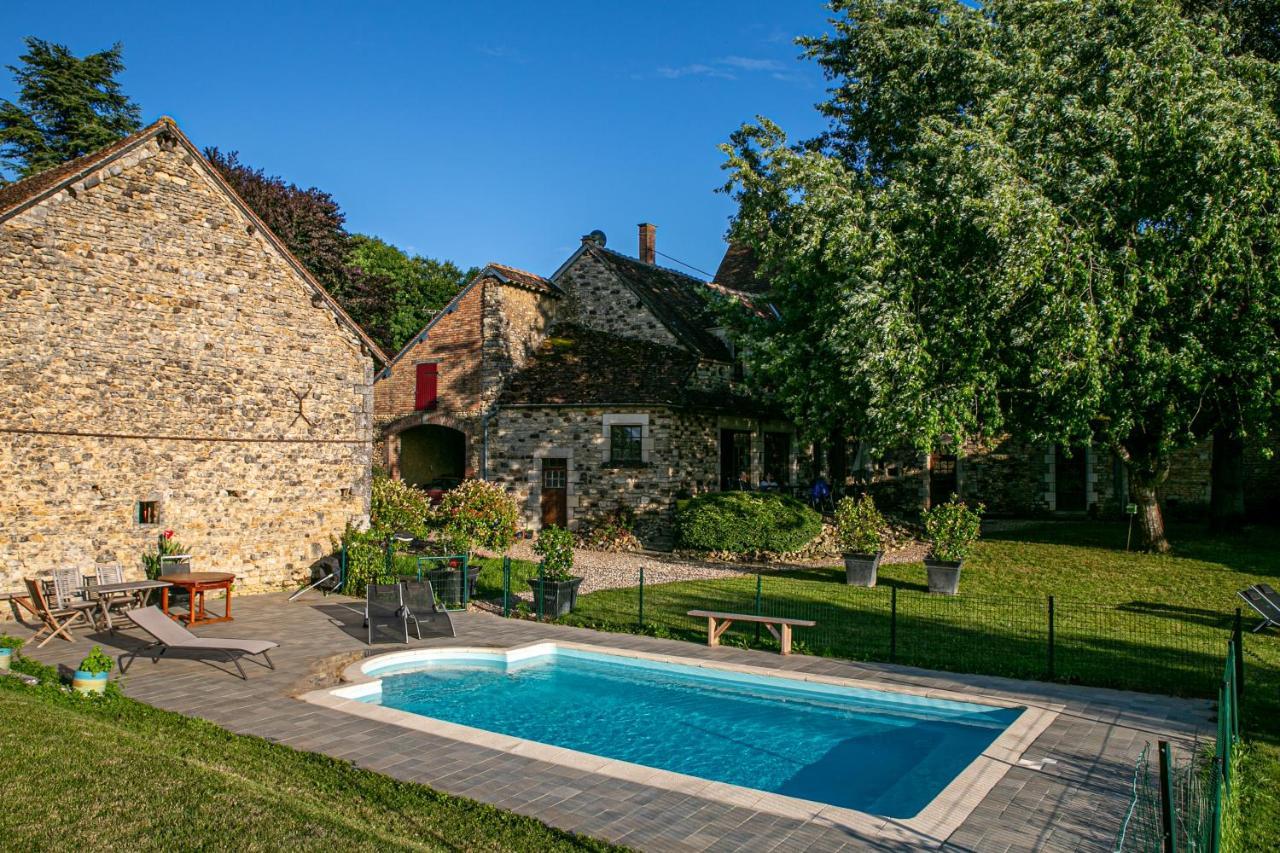 Maison Forte Perreuse Трени Екстериор снимка