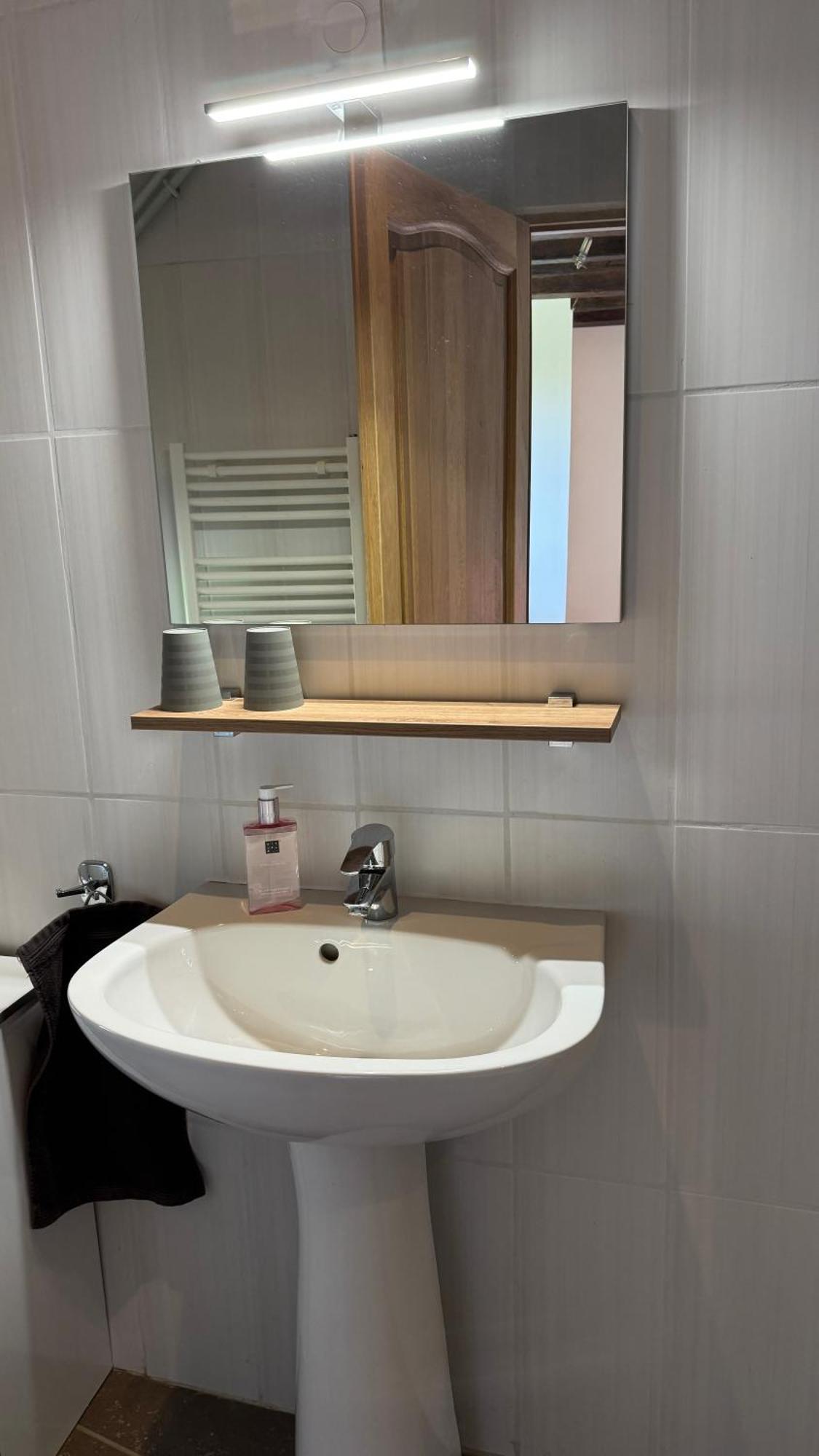 Maison Forte Perreuse Трени Екстериор снимка