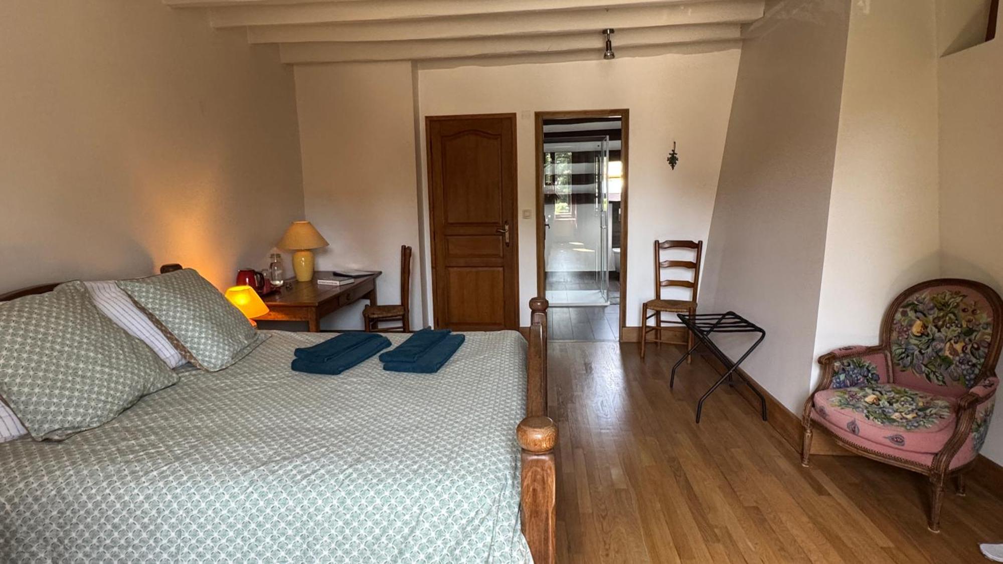 Maison Forte Perreuse Трени Екстериор снимка