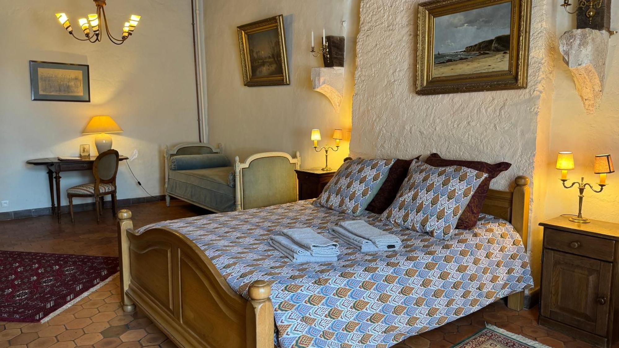 Maison Forte Perreuse Трени Екстериор снимка